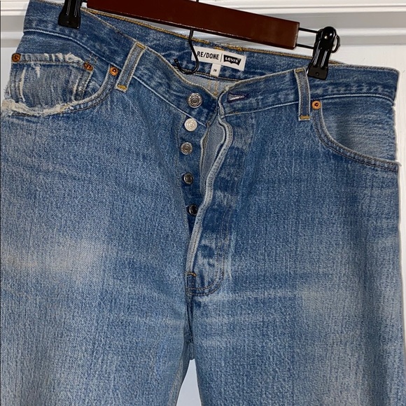 Redone\ Levi’s Ass Rip high rise re/done - Picture 6 of 13